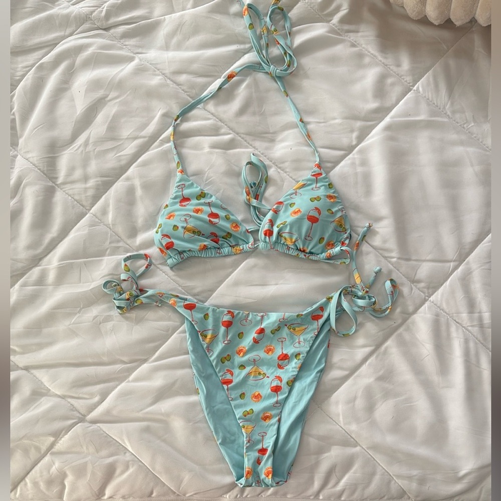 Dippin Daisies Cocktail Print Bikini